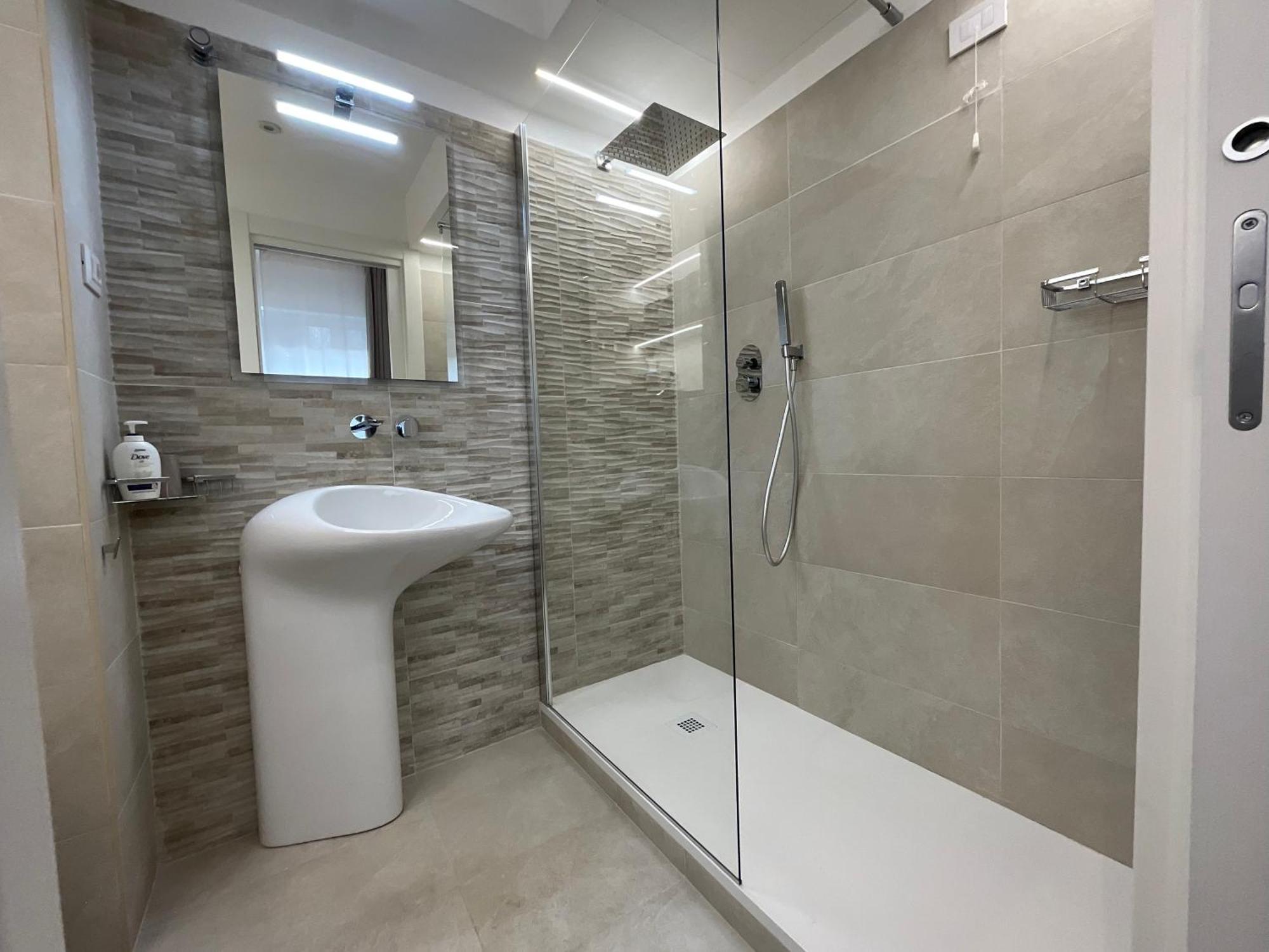 Ferienwohnung Bilocale San Giovanni Design Apartament Rom Exterior foto