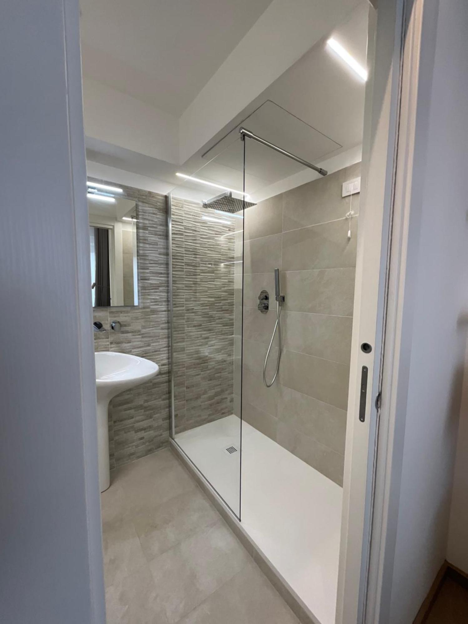 Ferienwohnung Bilocale San Giovanni Design Apartament Rom Exterior foto